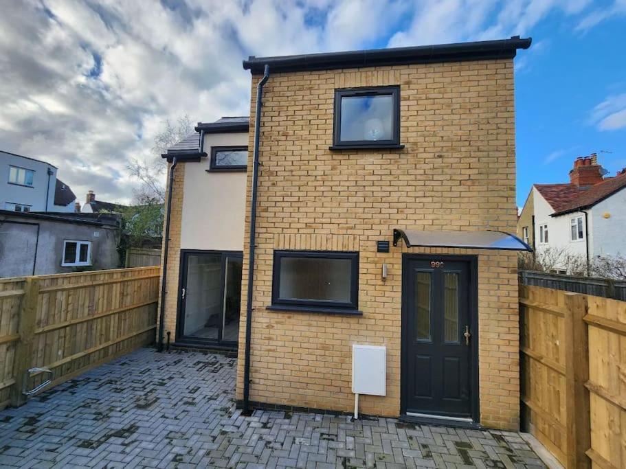 אוקספורד Charming New 2Br Detached House-Central Headington- Wi-Fi, Netflix, Top Location מראה חיצוני תמונה